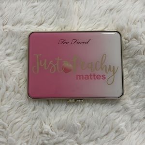Too Faced Just Peachy Mattes